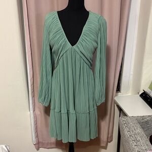 H&M Pleated Green Long Sleeve Dress